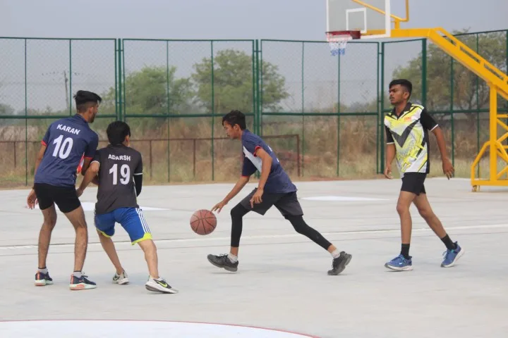 ITM-SLS-Baroda-University-Basketball_13-scaled ()