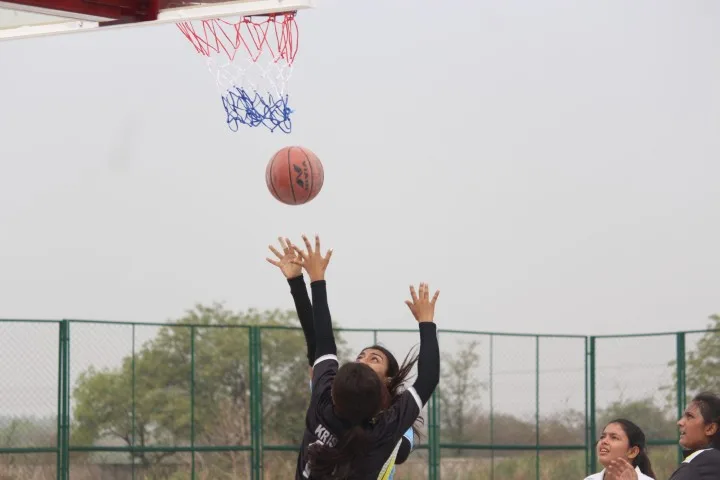 ITM-SLS-Baroda-University-Basketball_19-scaled ()