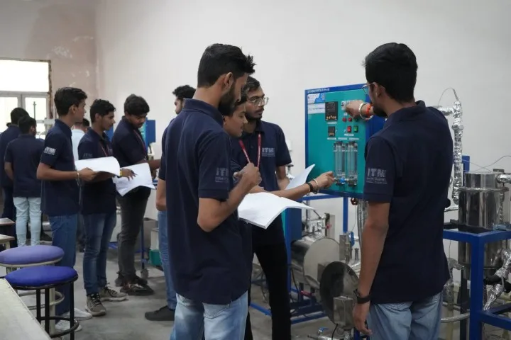 ITM-SLS-Baroda-University-Chemical-Lab_2-scaled ()