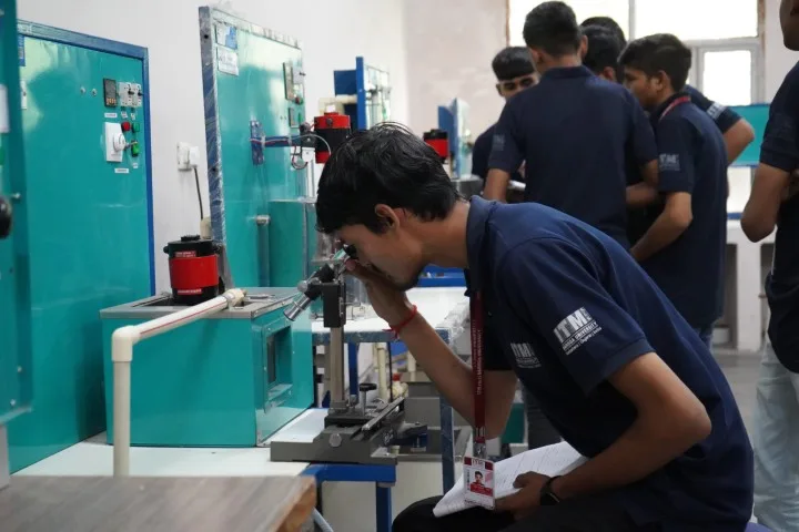 ITM-SLS-Baroda-University-Chemical-Lab_4-scaled ()